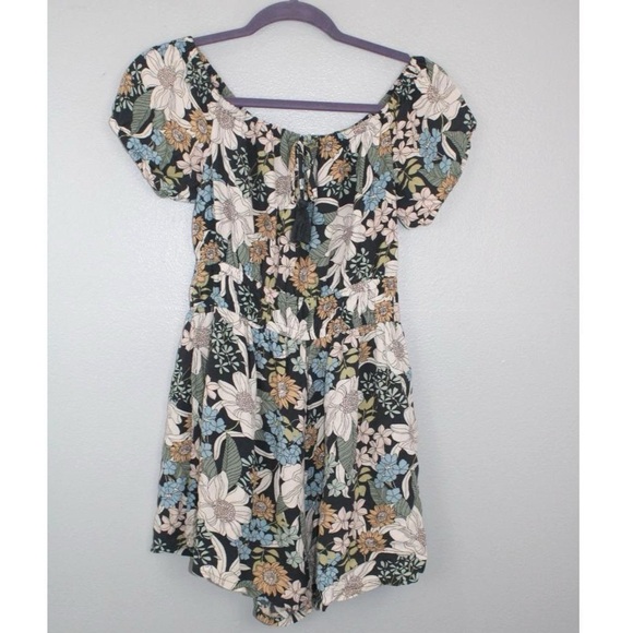 American Eagle Romper in EUC - Picture 1 of 4